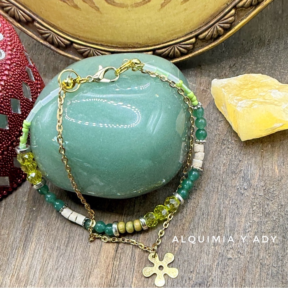 LAYERED Aventurine gemstones Green + GOLD Beaded Bracelet DAISY CHARM